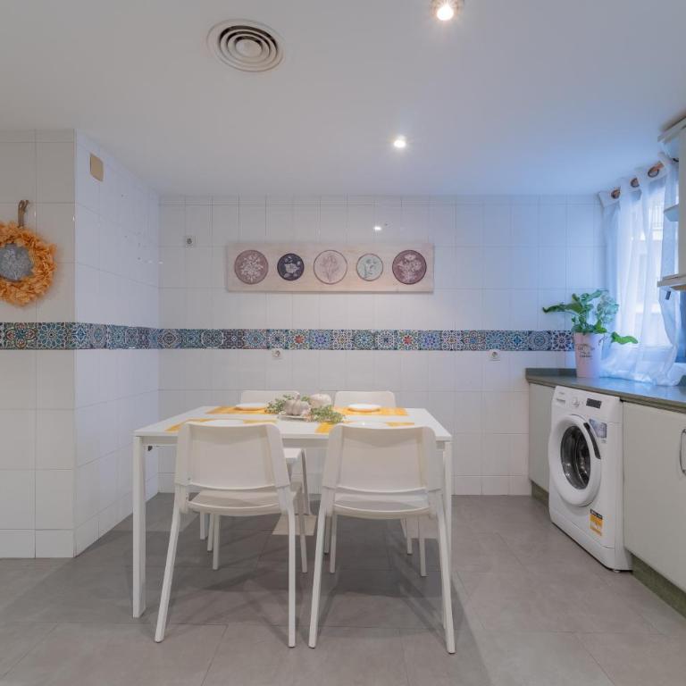 Apto Pasaje Gran Capitán - Apartamento - 8