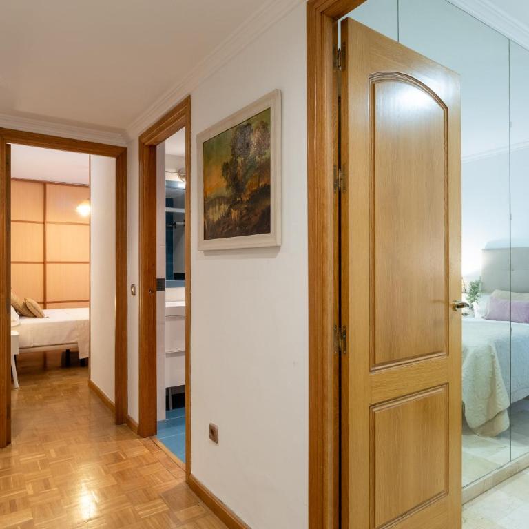 Apto Pasaje Gran Capitán - Apartamento - 23