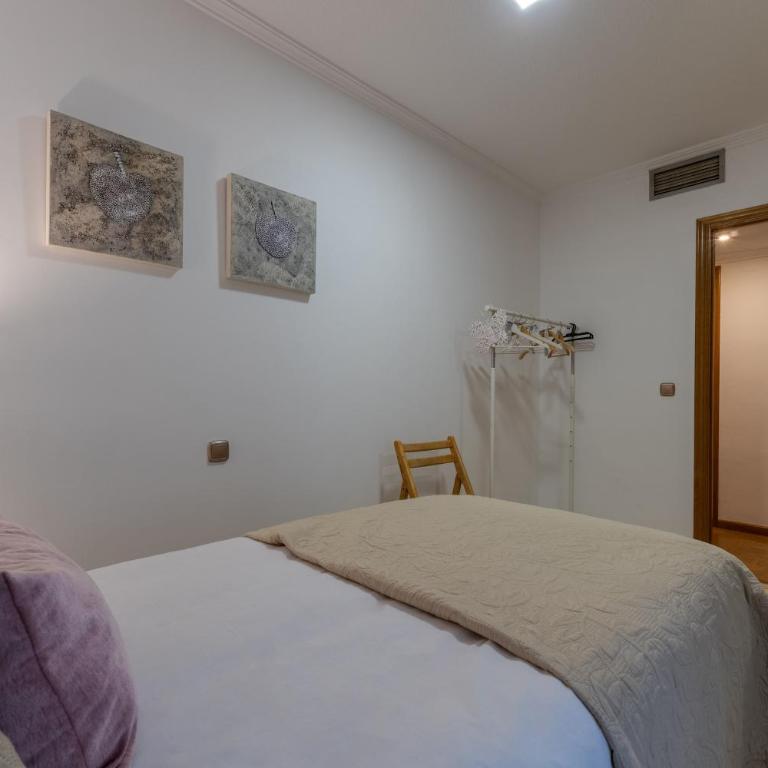 Apto Pasaje Gran Capitán - Apartamento - 27