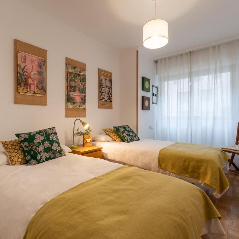 Apto Pasaje Gran Capitán - Apartamento - 43