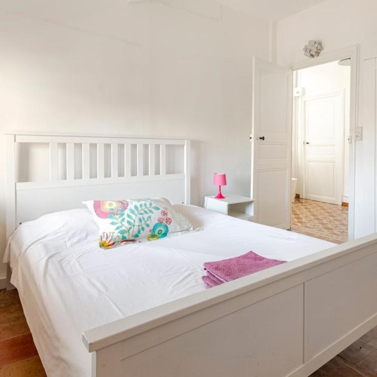 La Vigneronne Marseillan 4ch piscine parking clim - Four-Bedroom Vacation Home - 31