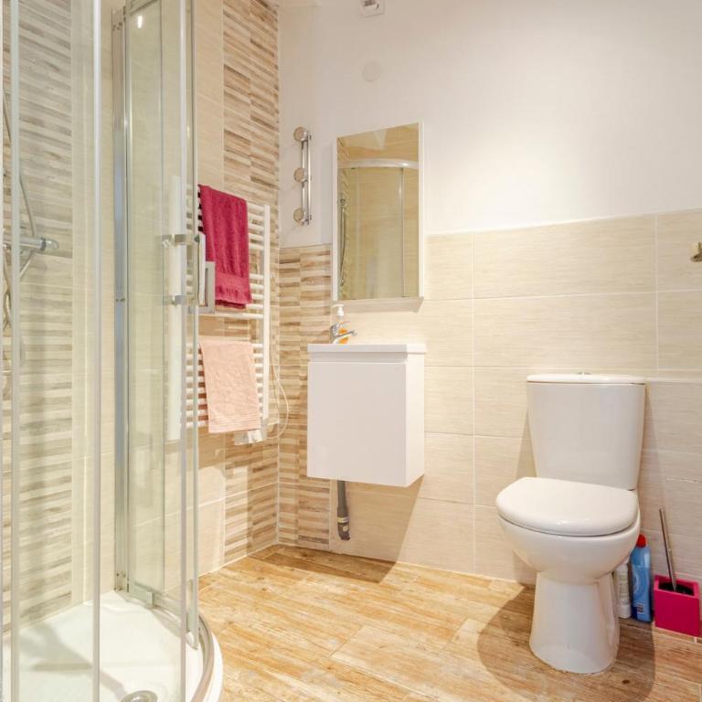 La Vigneronne Marseillan 4ch piscine parking clim - Four-Bedroom Vacation Home - 35