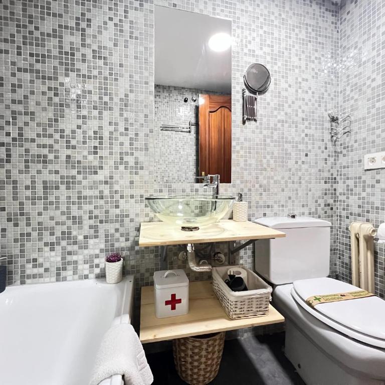 PUSHE Granada Catedral Art & Tradition - Apartment - 18