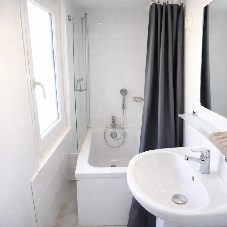 Capucin Studio Proche CHU, Centre Historique & Faculté de Médecine - Linge & Ménage Inclus - Appartement 1 Chambre - 4