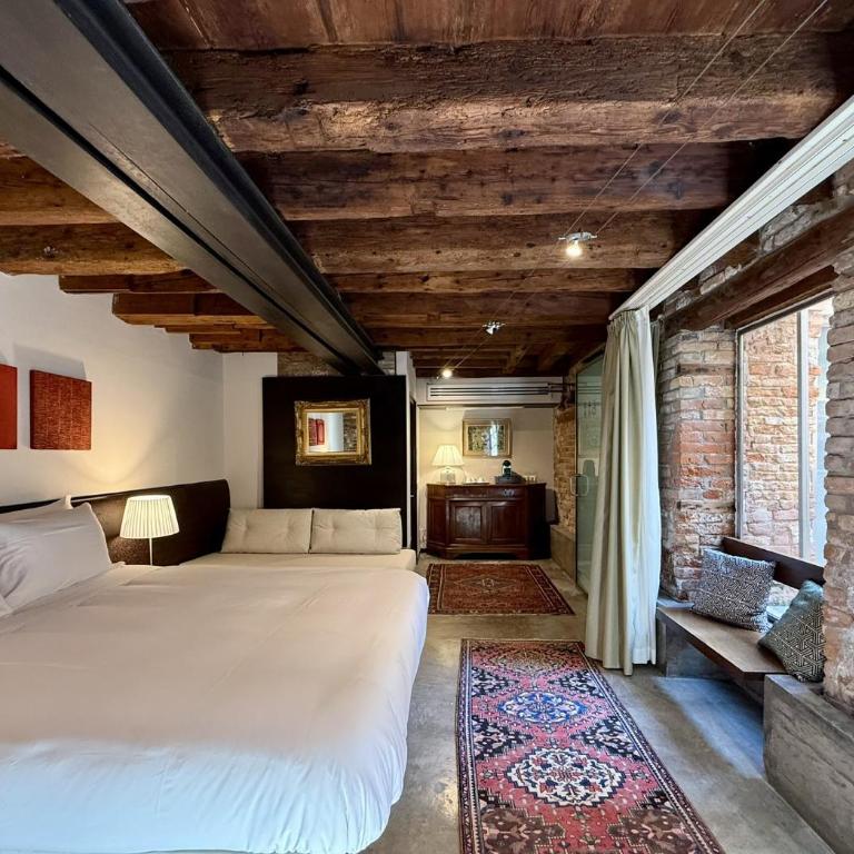 Avogaria 5 Rooms - Junior Suite Superior con Giardino Privato - 1