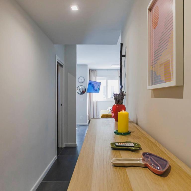 Lella Loft - near the center & station - One-Bedroom Apartment - 25