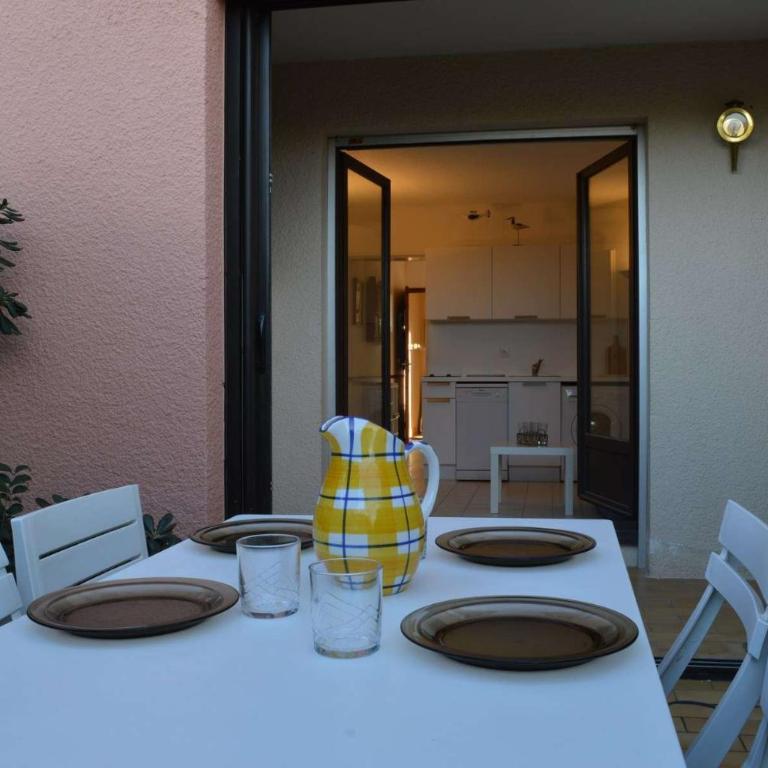 Appartement avec piscine collective 4 personnes SAINT CYPRIEN SUD sc490-084 - Appartement - 13