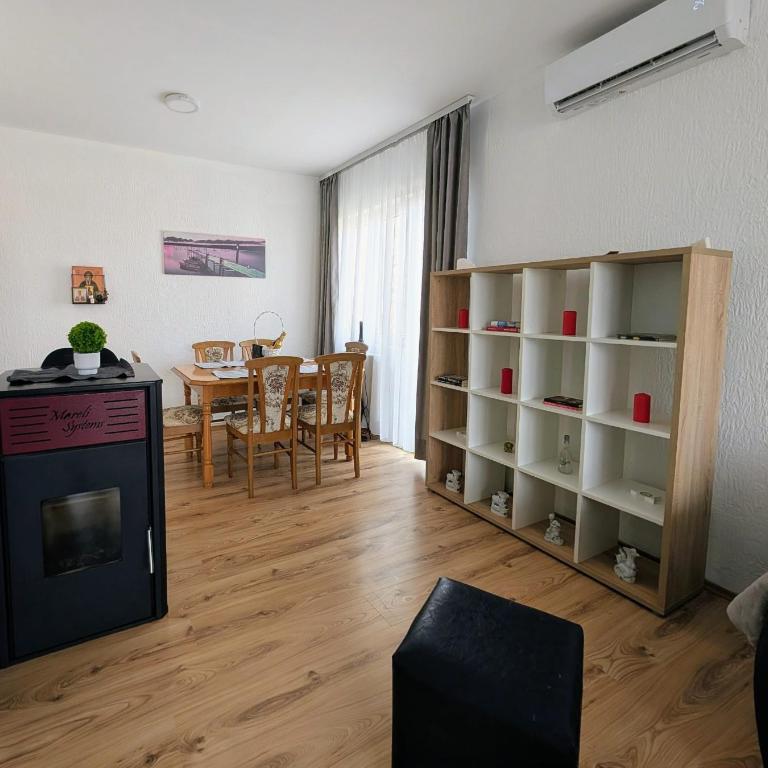 Apartmani Trio 2 - Kuća sa 2 Spavaće Sobe - 9