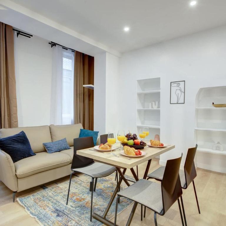 Les Halles - 1BR - Montorgueil - Paris Vacation Rentals - Apartment - 1