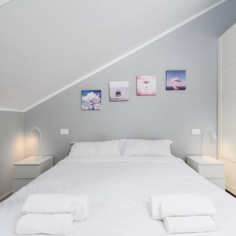 Splendida mansarda nel cuore della città - One-Bedroom Apartment - 2