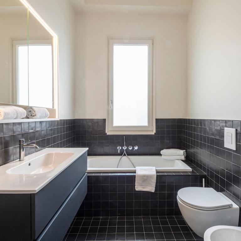 Vigoni 3 - Elegant Apartment for 6 People - Appartamento con 2 Camere da Letto e Balcone - 19