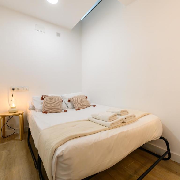 FGA50E Acogedor dúplex en Chamberí - Alquiler temporal - Apartamento de 1 dormitorio - 24