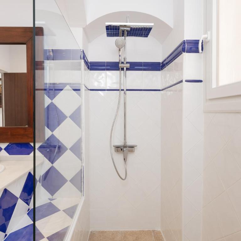C92 - Rustic Two Bedrooms Apartment with Terrace - Apartamento - 20