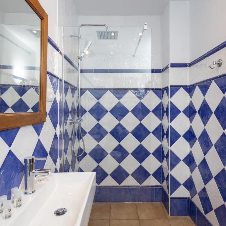 C92 - Rustic Two Bedrooms Apartment with Terrace - Apartamento - 30