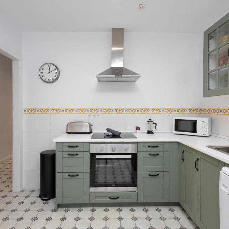 C92 - Rustic Two Bedrooms Apartment with Terrace - Apartamento - 28