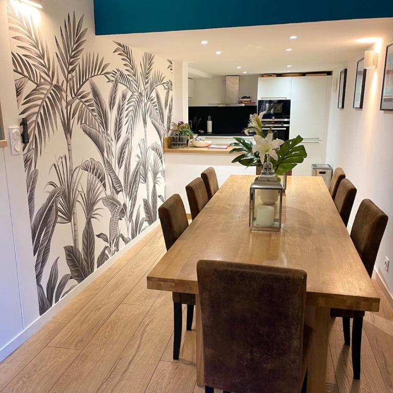 Charming spacious duplex Vieux Nice, 6 people - Appartement 2 Chambres - 28
