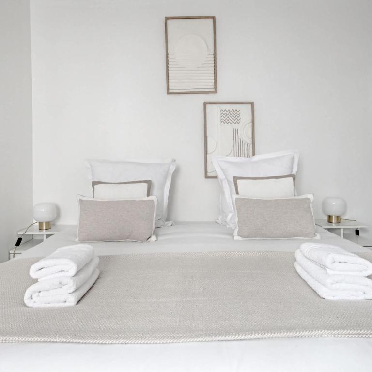 Unique Marais Location 1BR 4P by Melvane - Apartment - 8