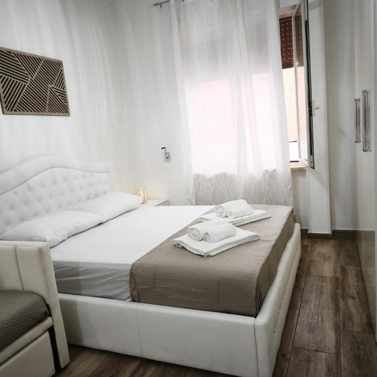 B&B Ampelea - Camera Quadrupla con Bagno Privato Esterno - 4