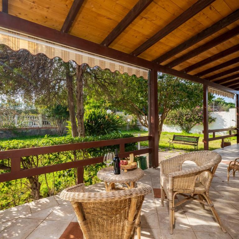 200m From the Sea, Villa with Garden, Pet Friendly - Villa con 3 Camere da Letto - 21
