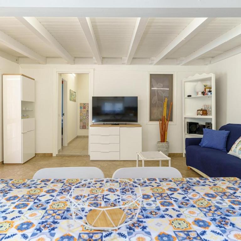bluewindowhome - Two-Bedroom Villa - 16