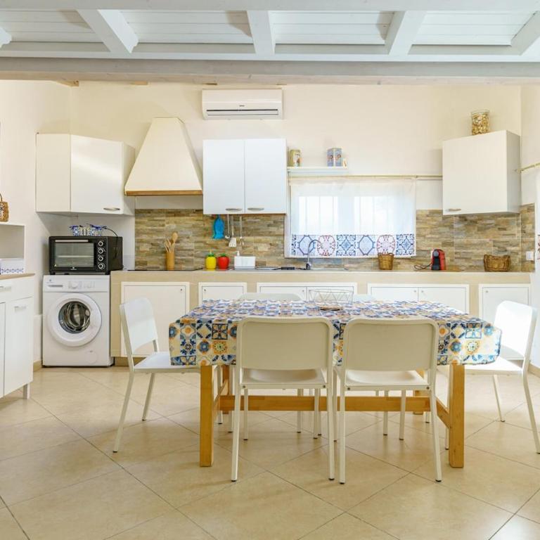 bluewindowhome - Two-Bedroom Villa - 22