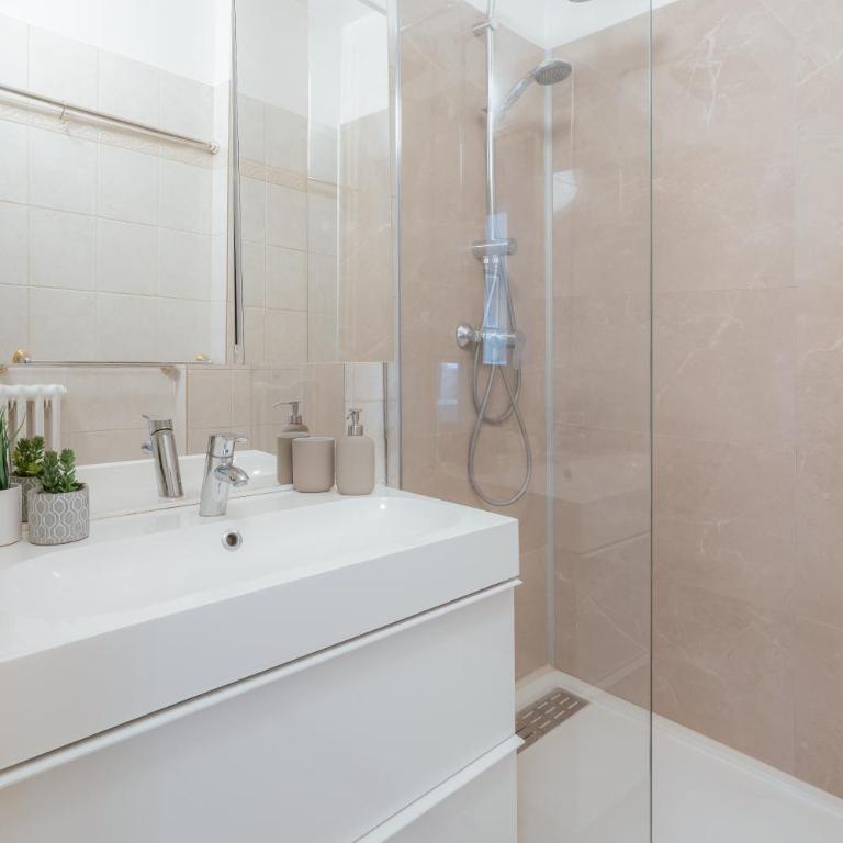 Grand logement moderne avec 4 chambres a Paris 15ᵉ - Appartement 4 Chambres - 38