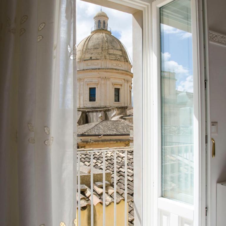 Casa Camelia - Cathedral View Apartment, 90m from Duomo - Appartamento con 3 Camere da Letto e con Vista - 2