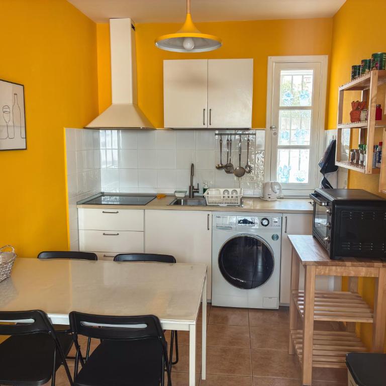 Donde Conchita, cerca del aeropuerto norte - Habitación Doble con baño privado externo - 5