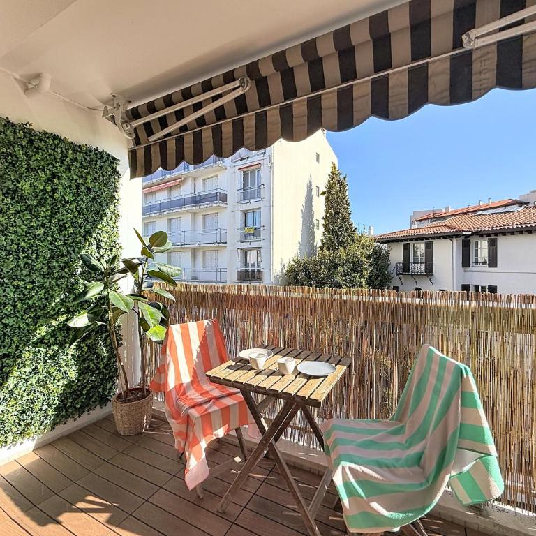 Agréable grand T2 tout confort au centre de Biarritz - Appartement 1 Chambre avec Balcon et Vue sur la Ville - 4