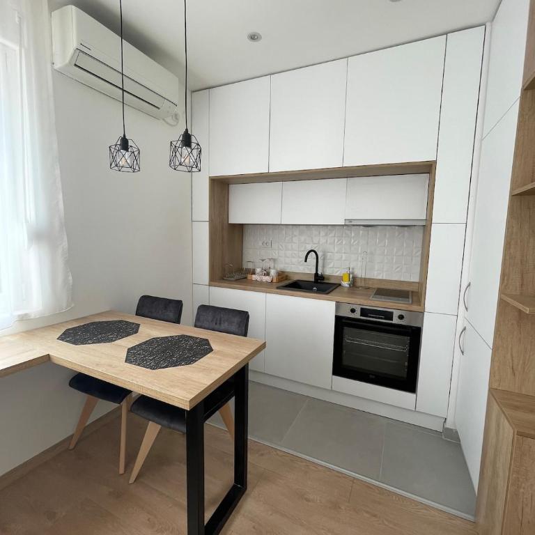 Compact Studio in City Center with Free Parking - Apartman sa 1 Spavaćom Sobom - 2