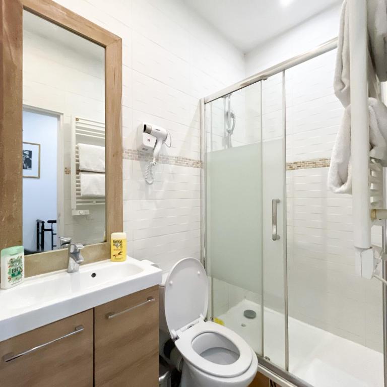 UrbanFlat 32 - Appartement de 2 étages en plein centre de Paris - Apartamento - 8