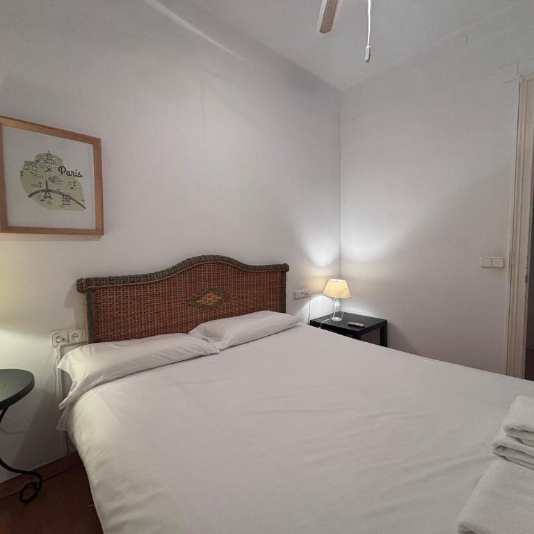 Bonito apartamento en el Eixample - Two-Bedroom Apartment - 10