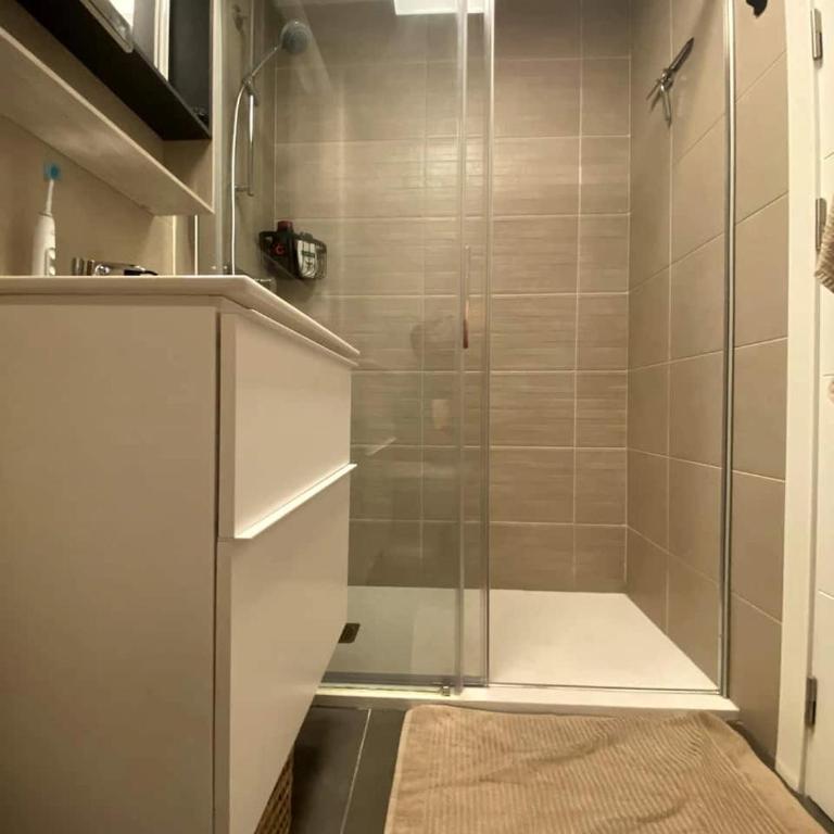 Port-Avenue, Design-Wohnung, Pool, Strandnah - Apartamento de 3 dormitorios con balcón - 23