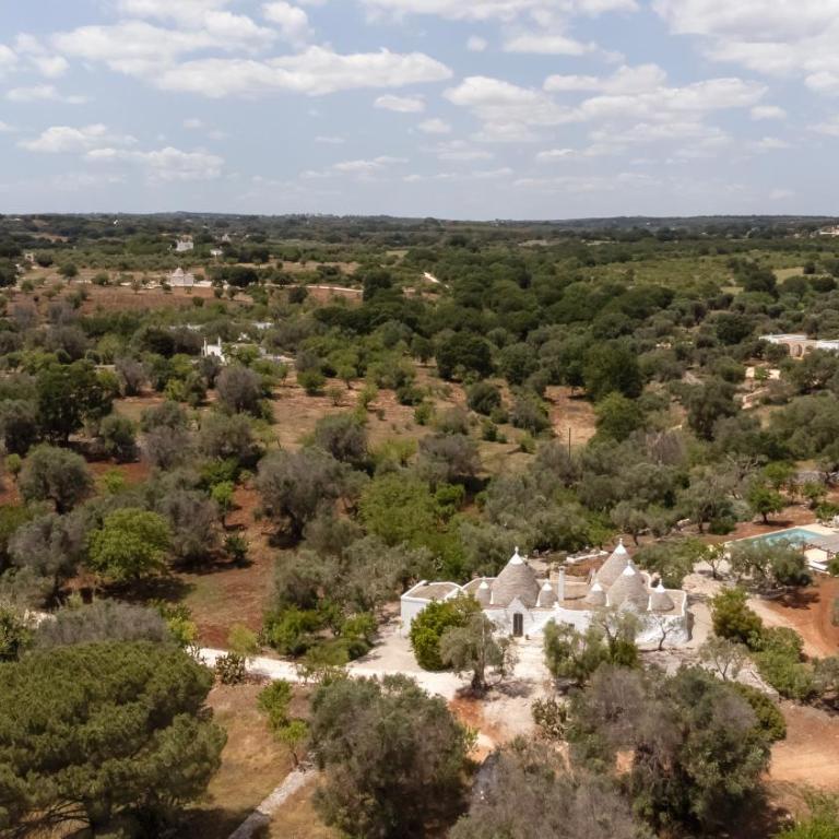 I Trulli di Masseria Paradiso Ostuni - Three-Bedroom Vacation Home - 44