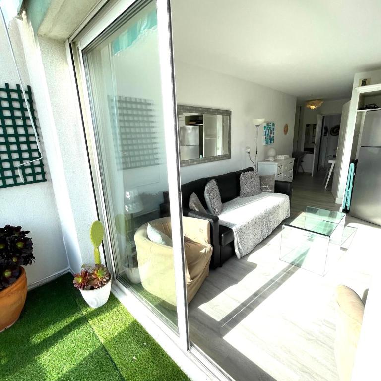 Les Terrasses Turquoise Très grande terrasse en roof top , Plage à pied - Two-Bedroom Apartment - 24