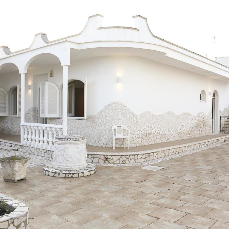 Villa Bianca Reale con immenso giardino - Villa con 3 Camere da Letto - 2