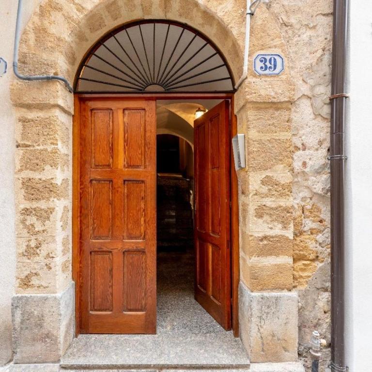 Dimora Sirkja - Appartamento Superior con Vista Città - 10