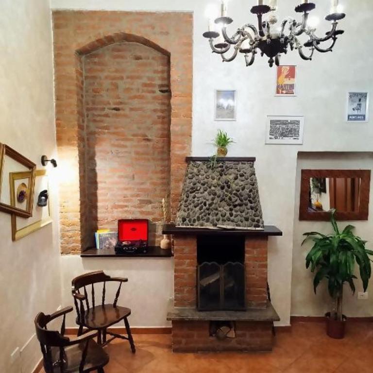 La Casa del Camino - One-Bedroom Apartment - 25