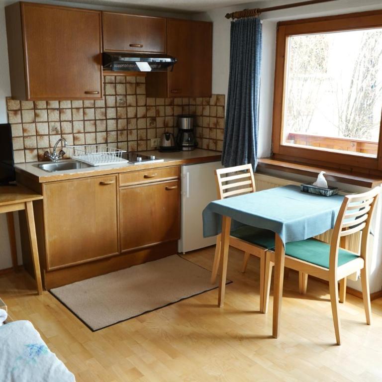 Zirben Nest - Studio-Apartment mit Balkon - 3