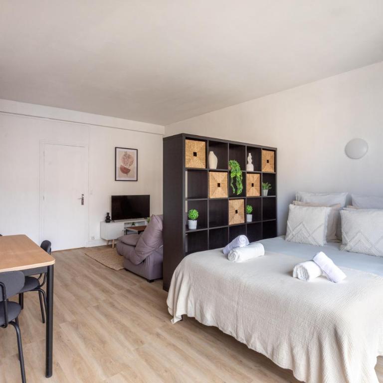 Appartement Élégant au Cœur du 16e Arrondissement - Estudio - 1