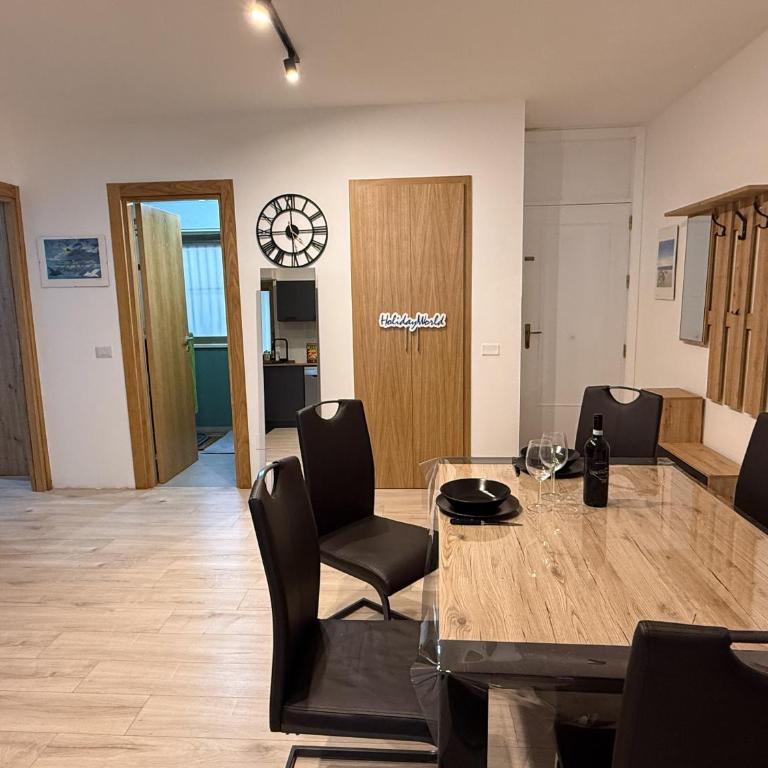 Ace Of Spades by Holiday World - Apartment mit 2 Schlafzimmern - 18
