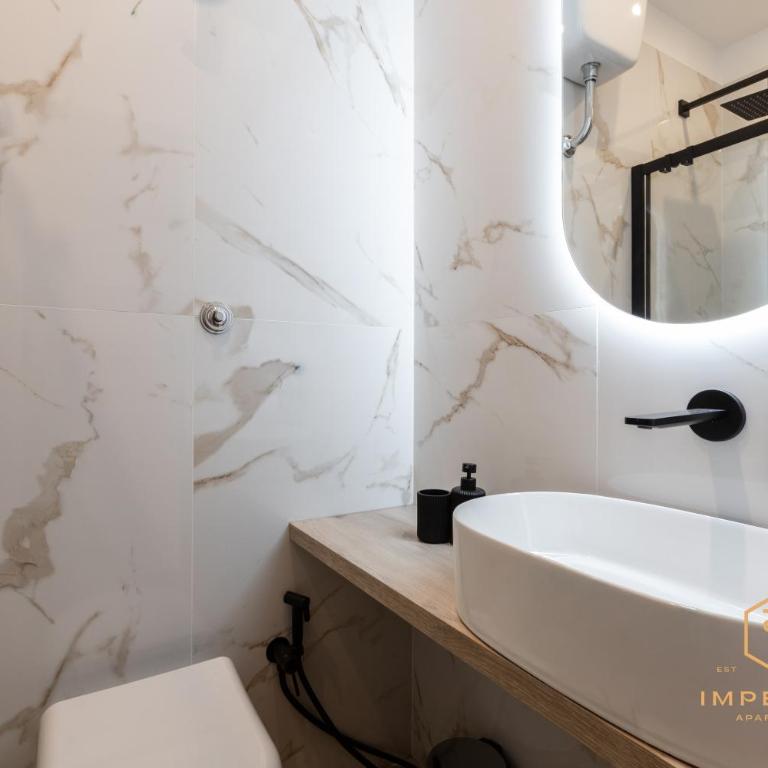 Imperium Aquilae - Luxury guest house, 300mt to Metro, 8 min to Colosseum - Camera Tripla con Balcone - 20