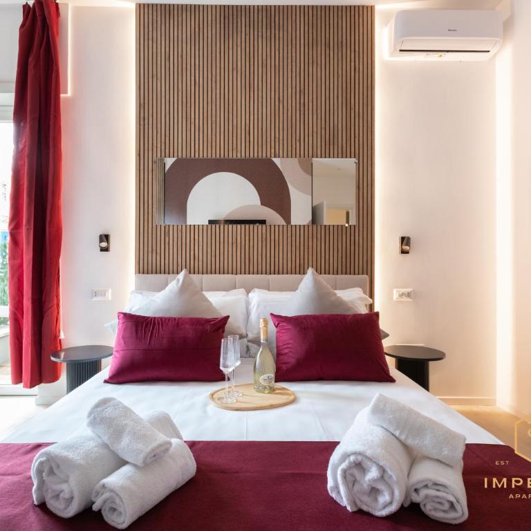 Imperium Aquilae - Luxury guest house, 300mt to Metro, 8 min to Colosseum - Camera Tripla con Balcone - 9