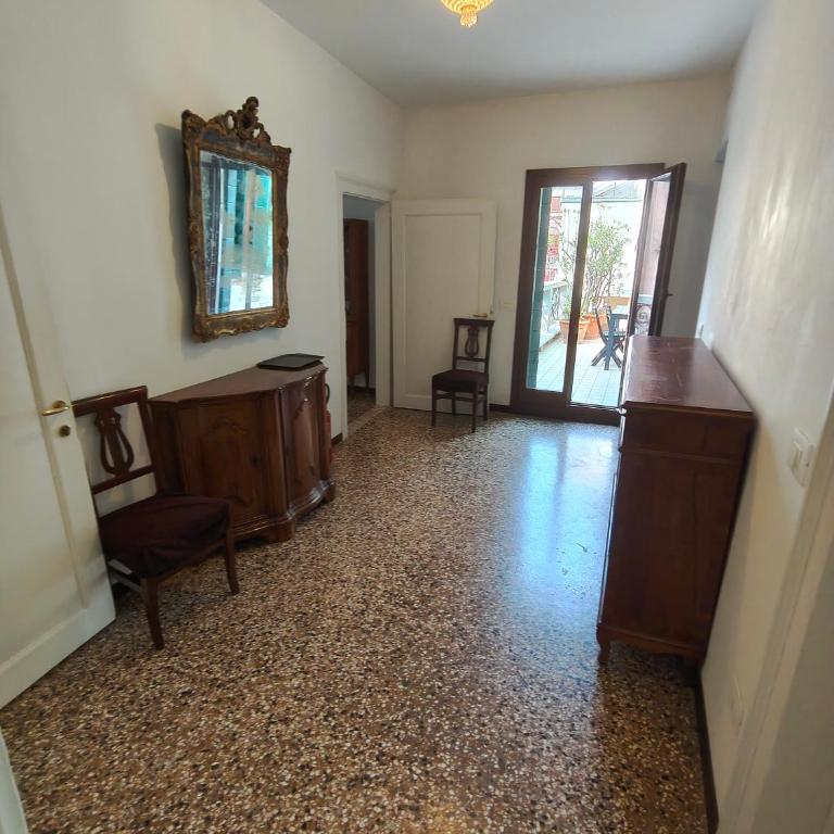 GuestHost - Del Remer Apartment - 5mins from San Marco sq - Three-Bedroom Apartment - 19