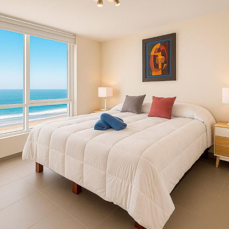 Style and space by the sea! - Three-Bedroom Apartment - Oceanfront - 8