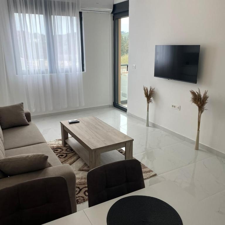 A flat with nice view - Apartman sa 2 Spavaće Sobe - 1