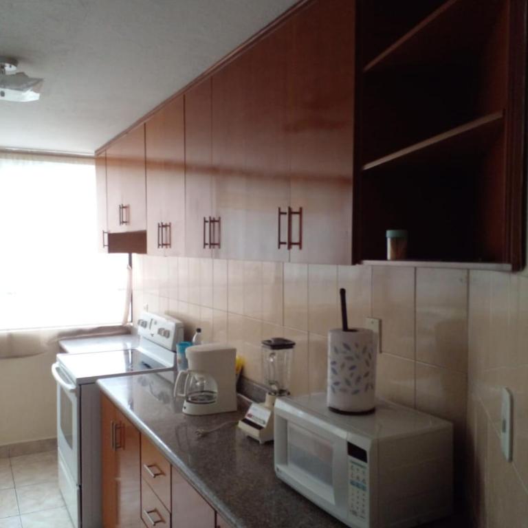 Departamento en La Colón 3 hab, 5 camas, equipado - Three-Bedroom Apartment - 4