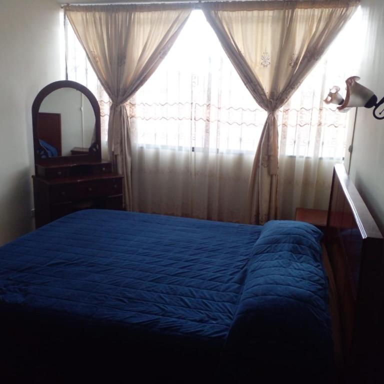 Departamento en La Colón 3 hab, 5 camas, equipado - Three-Bedroom Apartment - 12