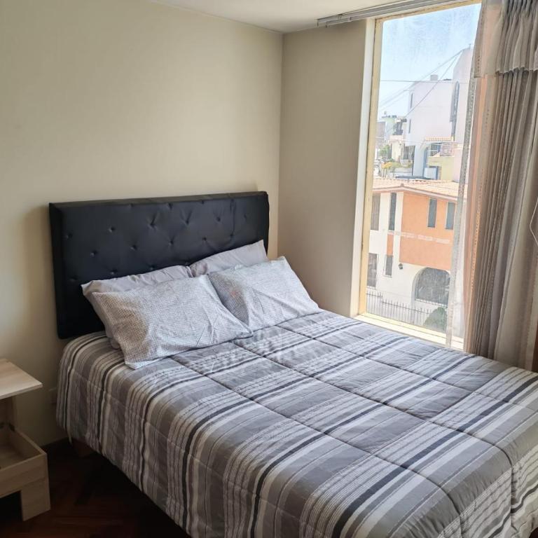 Departamento Cayma - Three-Bedroom Apartment - 2
