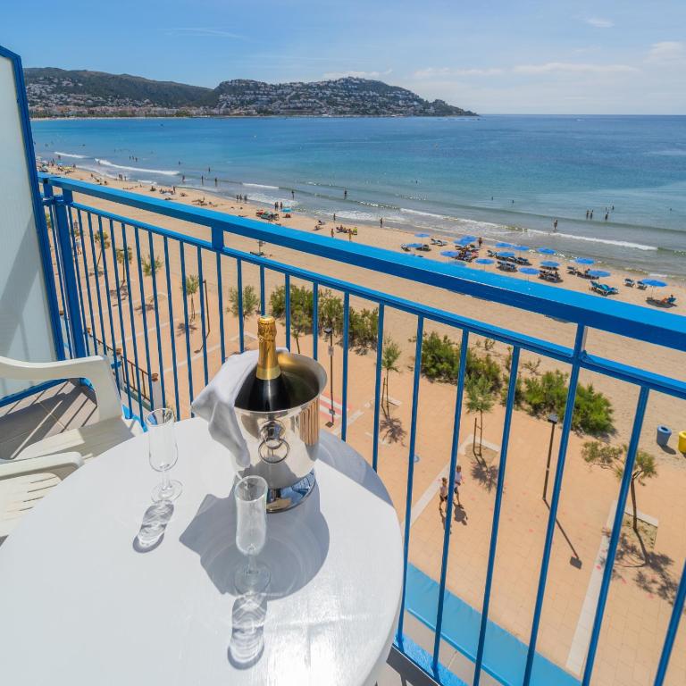 Hotel Marian Platja - Habitación Doble con vistas al mar - 2 camas - 11